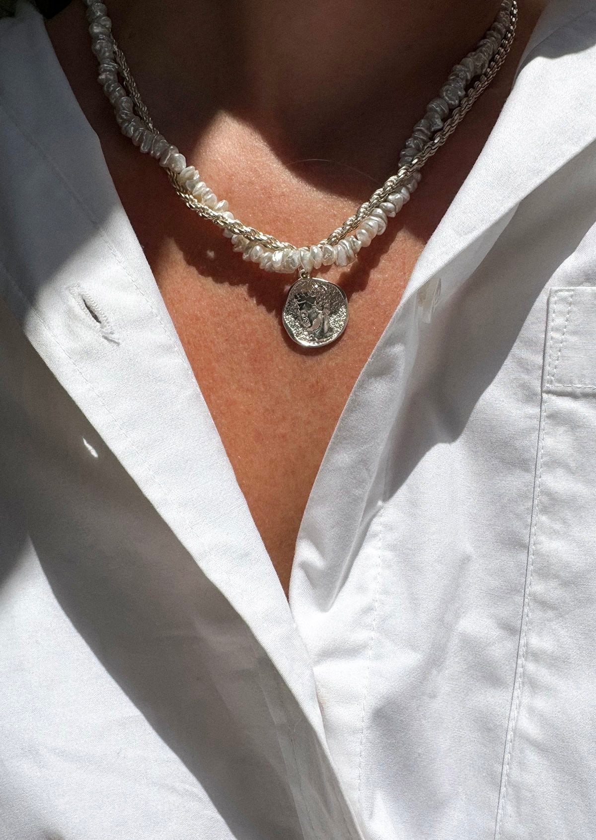 Hermis Small Matte Twisted Necklace
