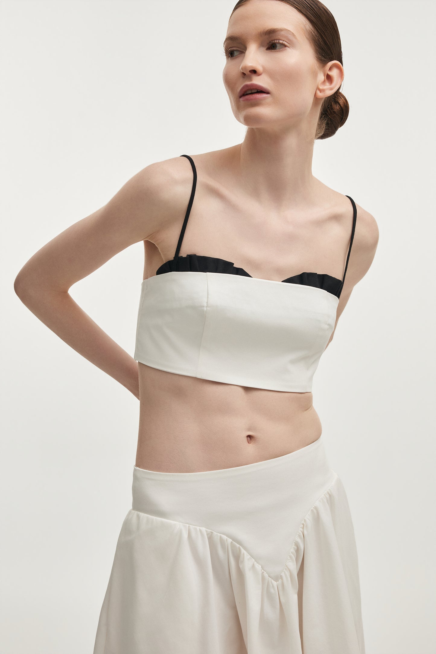 Nadia Rapti Hibiscus Top White/Black