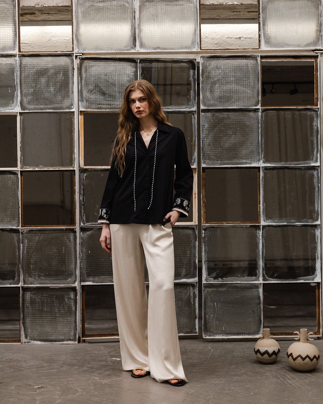 Klotho Thaleia Shirt Black