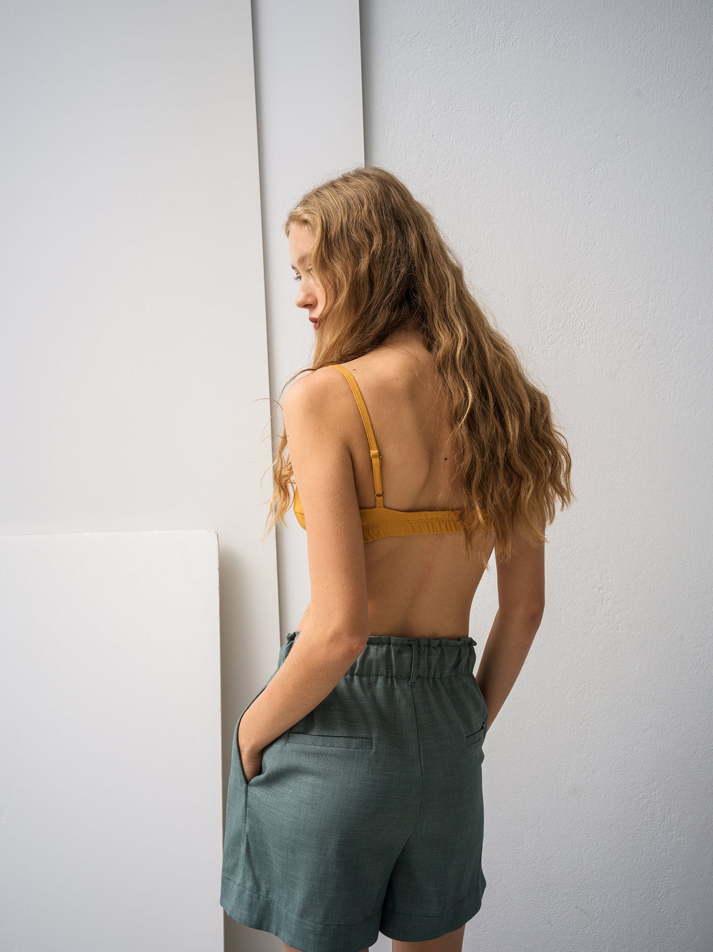 Key Cord Bermuda Shorts Sea-stone