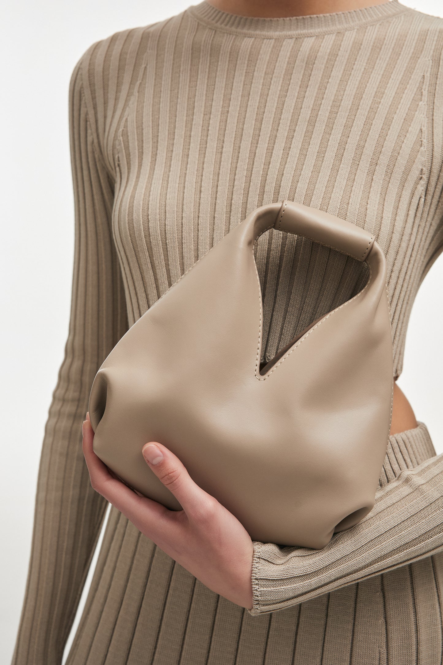 Nadia Rapti Siena Leather Bag Greige
