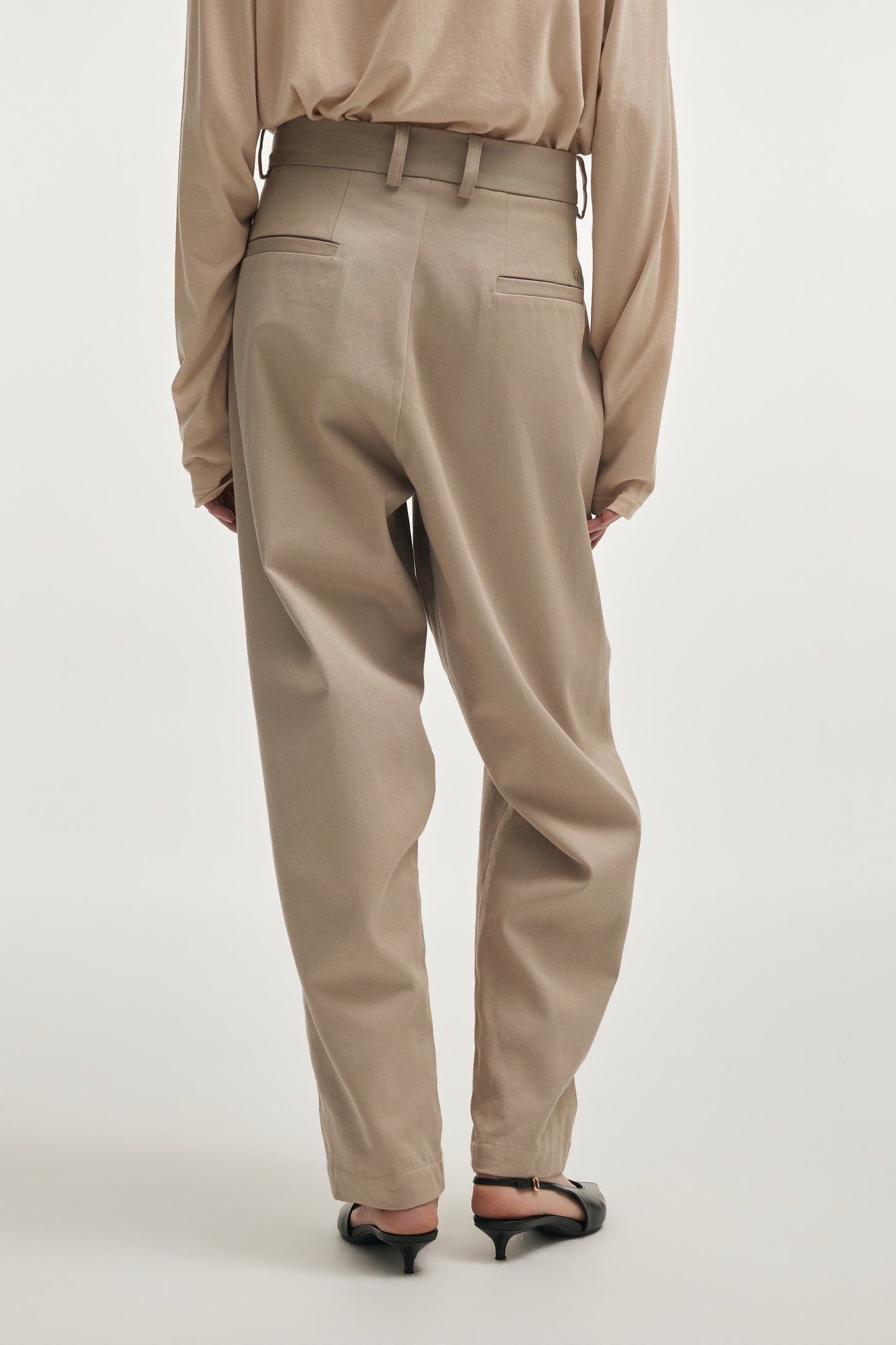 Nadia Rapti Muse Trousers M/W Greige